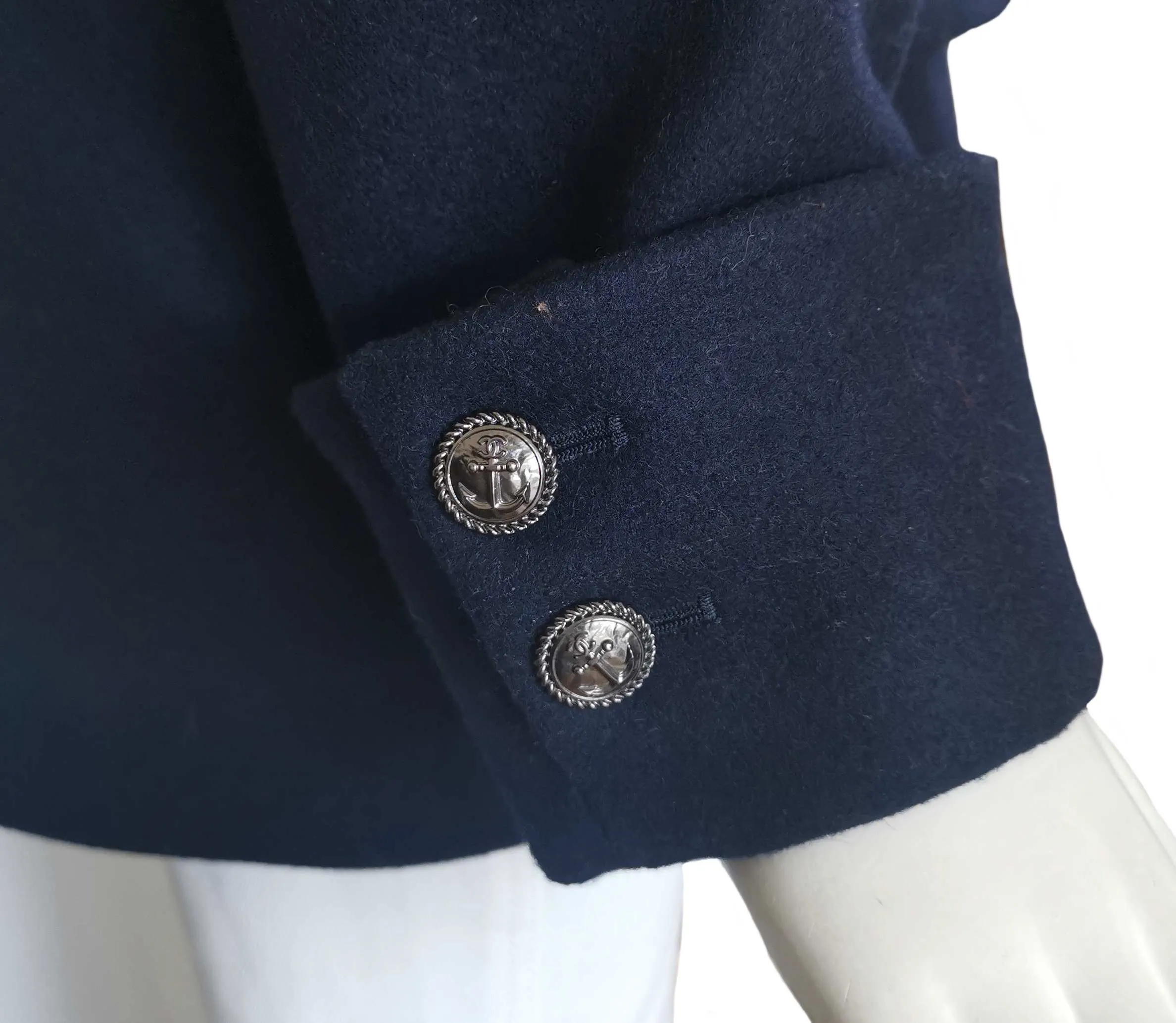 CHANEL NAVY 2018 SHORT PEACOAT (Fr 50)